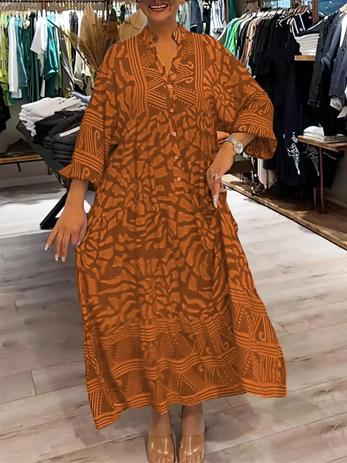 Vestido largo fluido de mujer estampado con mangas largas y cuello en V