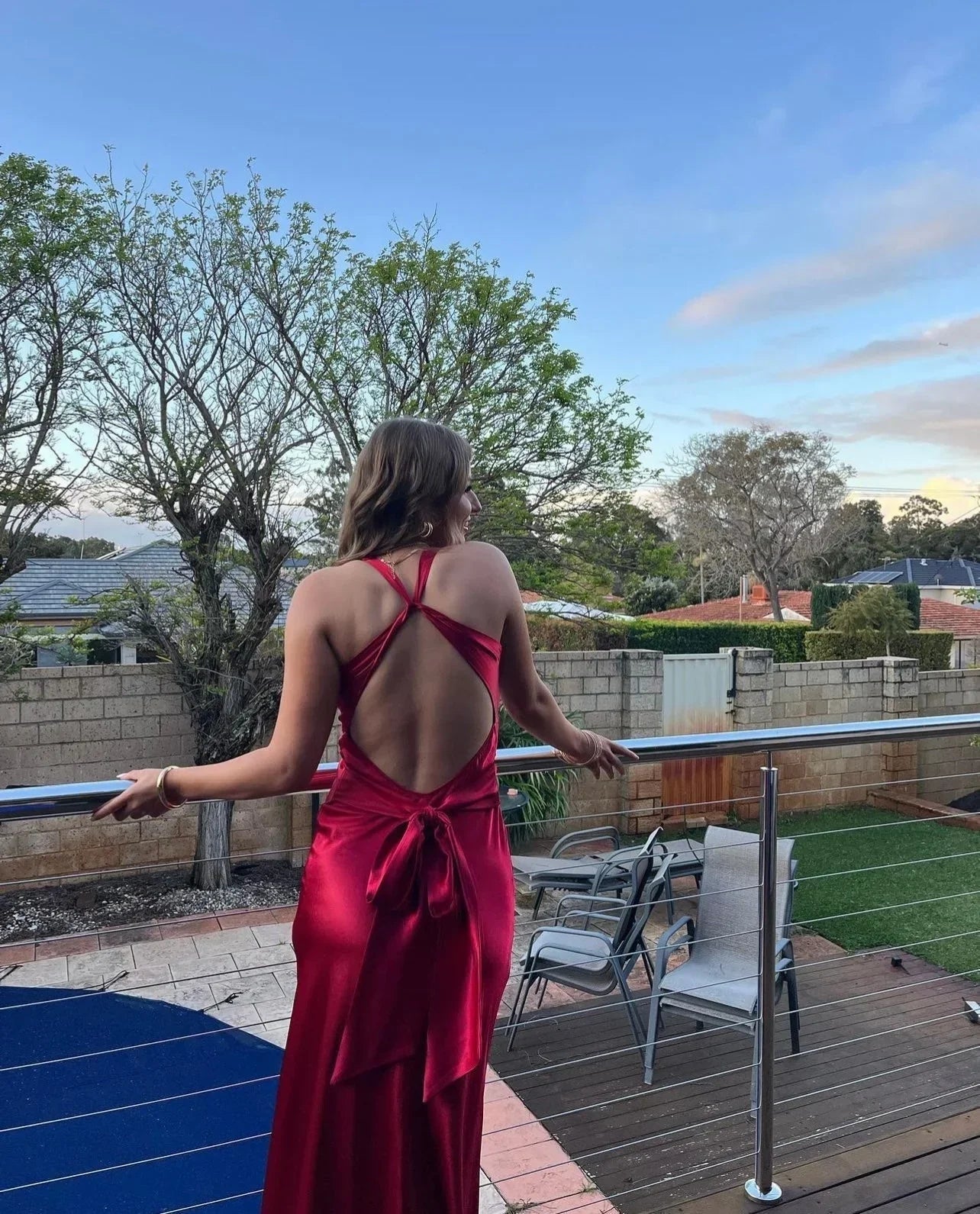 Vestido maxi mujer con escote cruzado y espalda descubierta