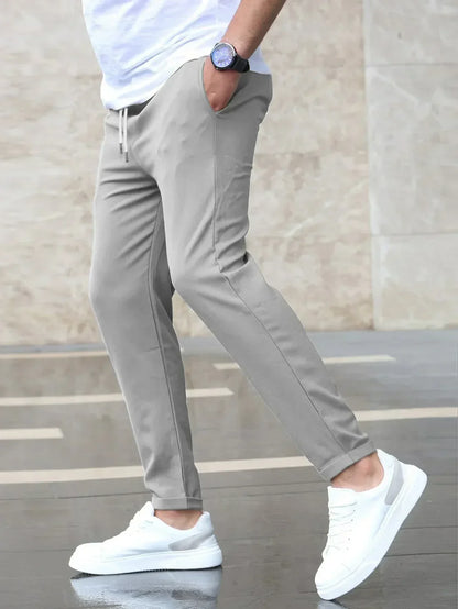 ILIA™ | Pantalón deportivo con corte ajustado