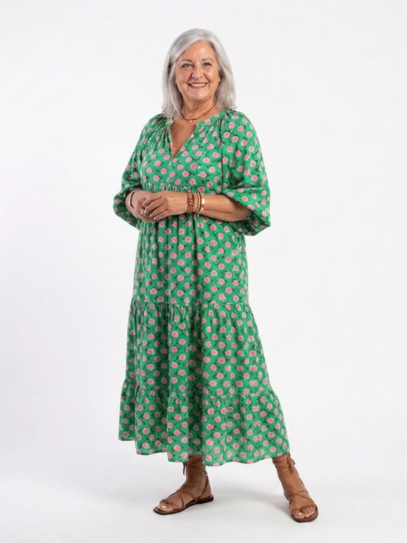 Flora | Vestido midi de capas con estampado floral y escote en V