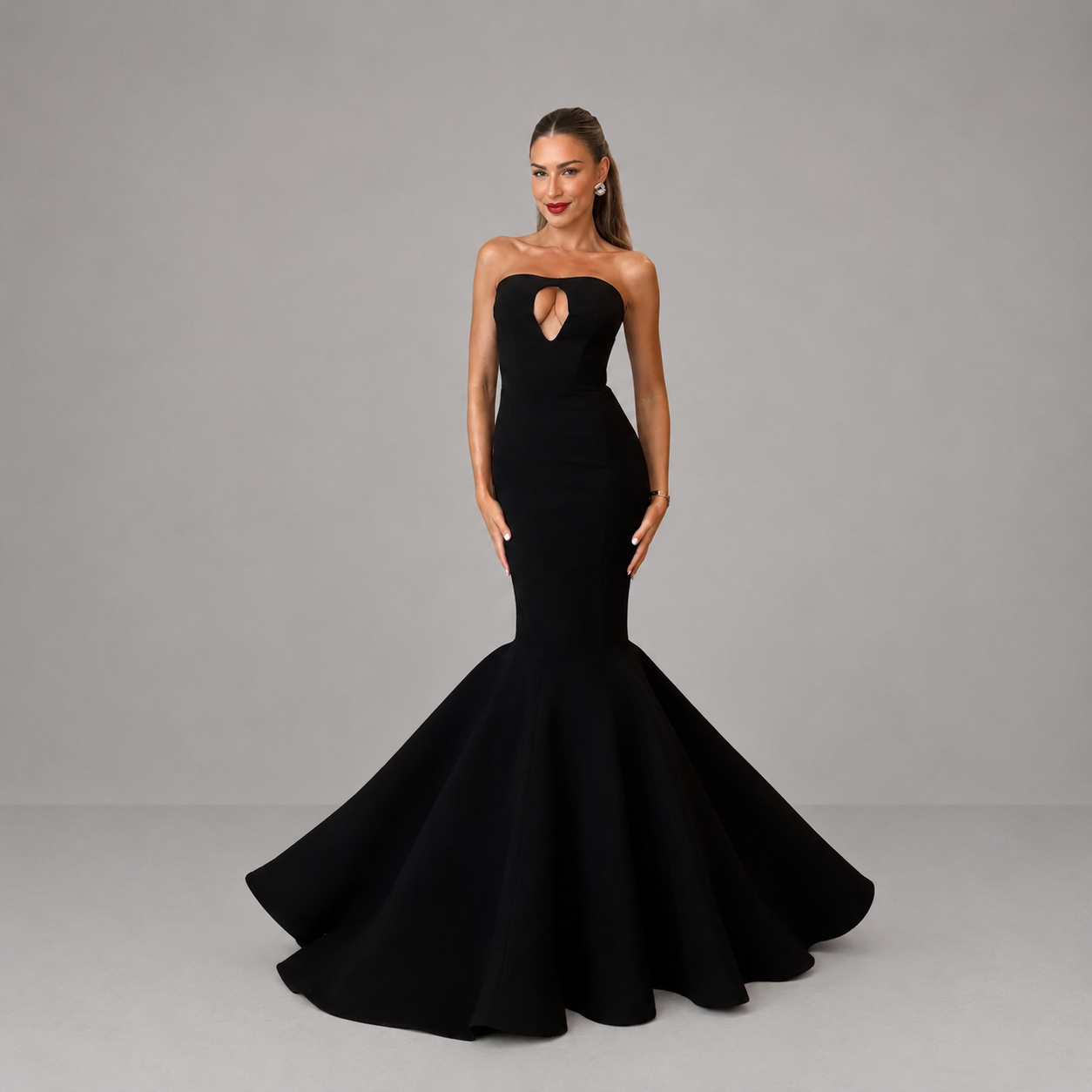 Vestido largo sirena de mujer negro sin tirantes