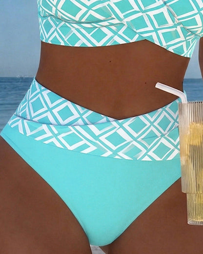 Bikini de dos piezas con corte tipo sujetador y estampado de rombos