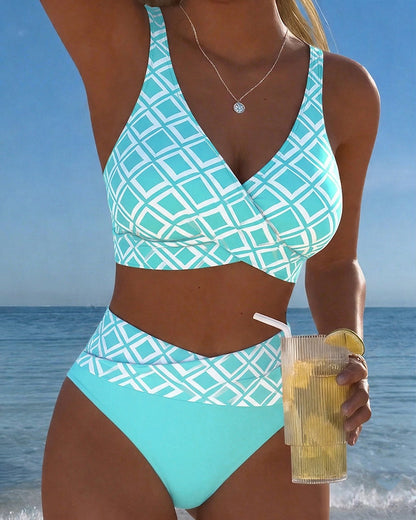 Bikini de dos piezas con corte tipo sujetador y estampado de rombos