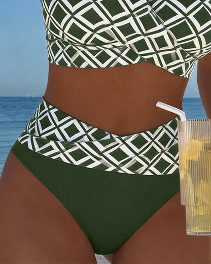 Bikini de dos piezas con corte tipo sujetador y estampado de rombos