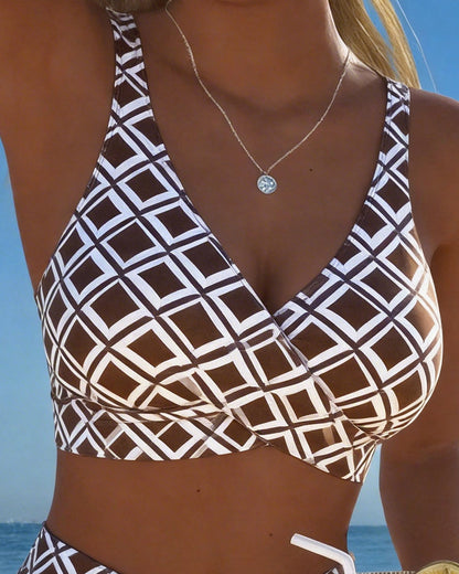Bikini de dos piezas con corte tipo sujetador y estampado de rombos