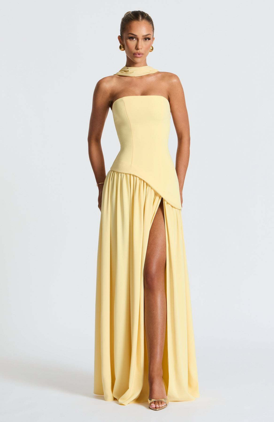 Vestido largo mujer sin tirantes cuello pañuelo espalda corsé abertura alta