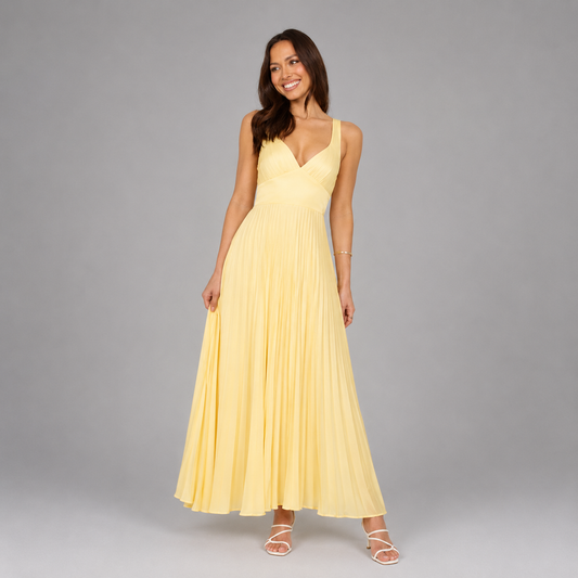 Vestido largo amarillo plisado para mujer