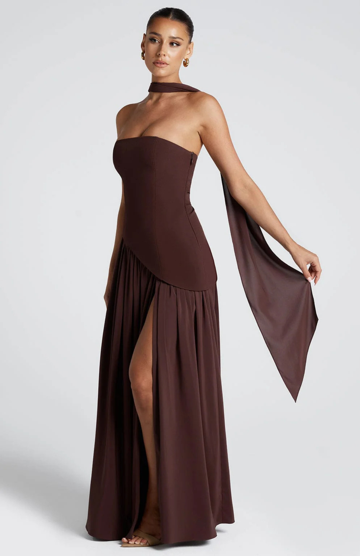 Vestido largo mujer sin tirantes cuello pañuelo espalda corsé abertura alta