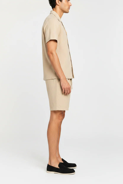 Elegante conjunto de lino