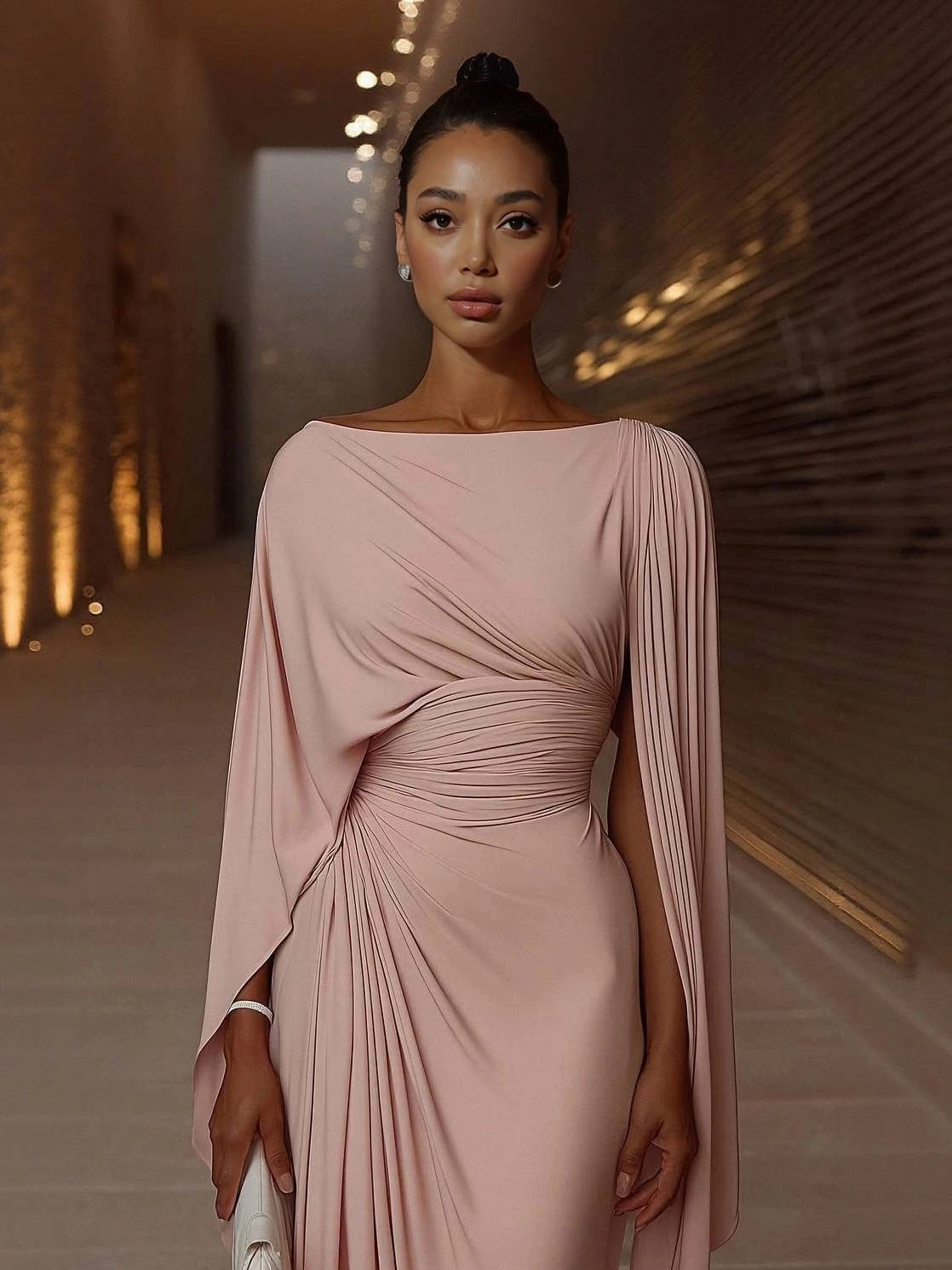 Vestido Maxi con cuello barco plisado