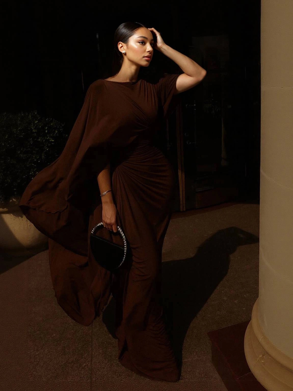Vestido Maxi con cuello barco plisado