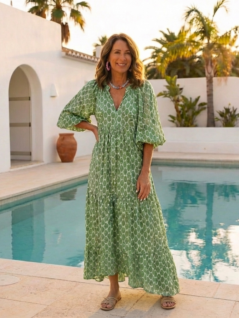 Valeria | Vestido midi estampado con escote en V y manga tres cuartos
