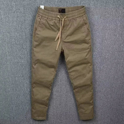 Pantalones elásticos elegantes