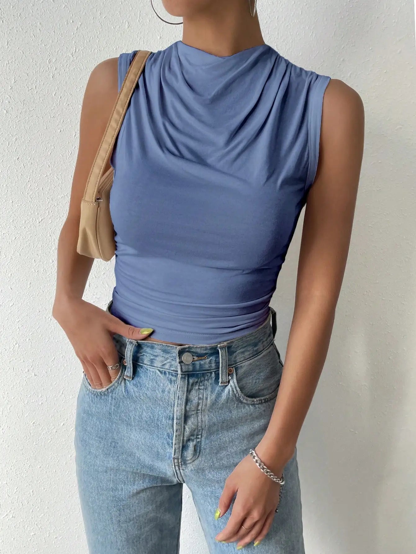 Myrthe™ | Top drapeado elegante de UrbanStoff