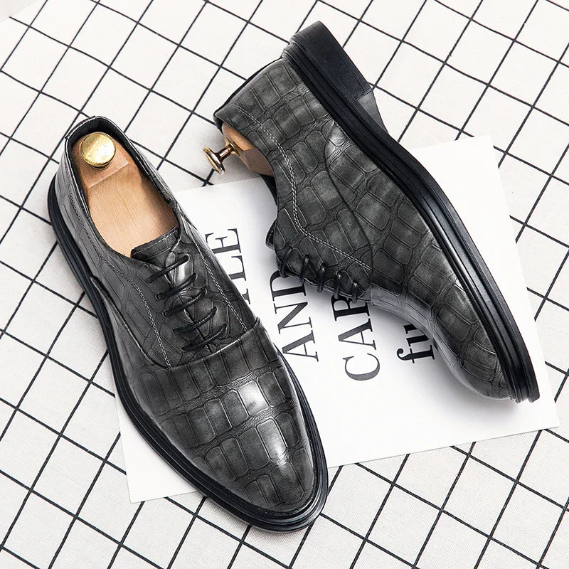 Zapatos Oxford de cuero elegantes