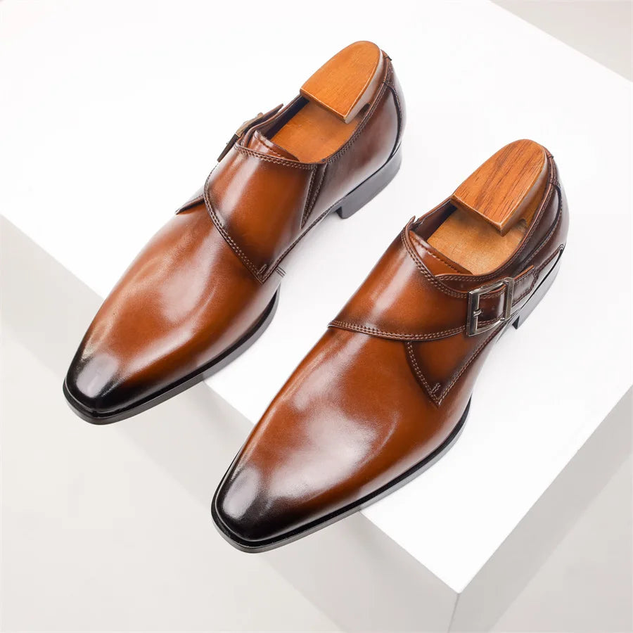 Zapatos de cuero italiano con hebilla