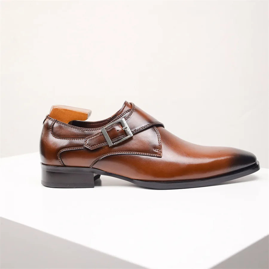 Zapatos de cuero italiano con hebilla
