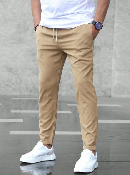 ILIA™ | Pantalón deportivo con corte ajustado