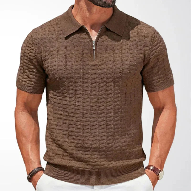 Polo elegante con cremallera