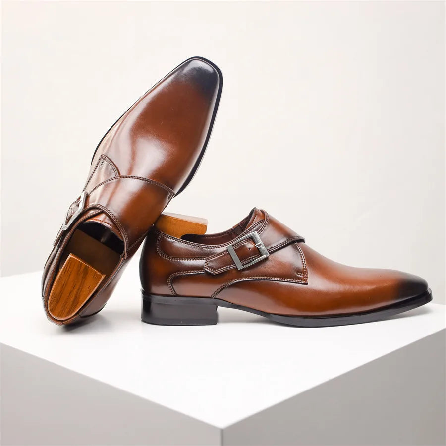 Zapatos de cuero italiano con hebilla