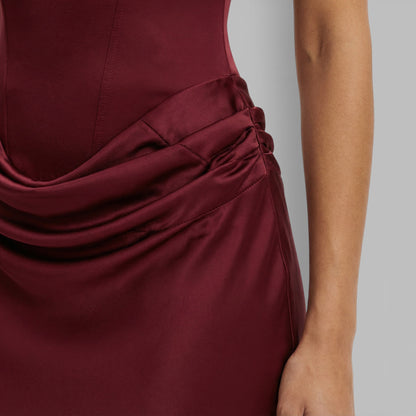 Vestido largo mujer corte ajustado escote cuadrado espalda descubierta drapeado
