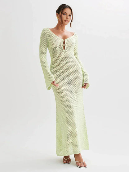 Maxi vestido ajustado de crochet con mangas largas y cuello en V
