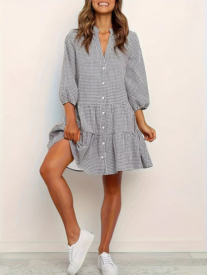 Vestido corto vichy de mujer con mangas 3/4 y cuello abotonado