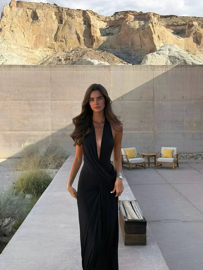 Vestido largo de verano de mujer con espalda descubierta