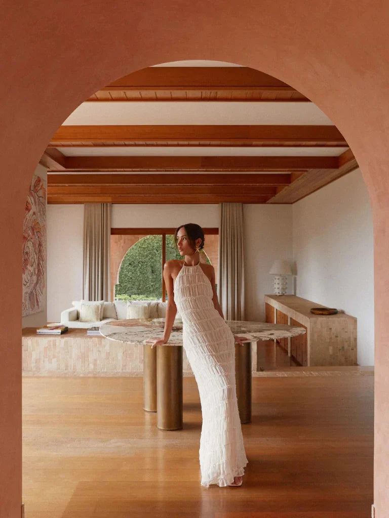 Vestido largo de verano texturizado con espalda descubierta para mujer