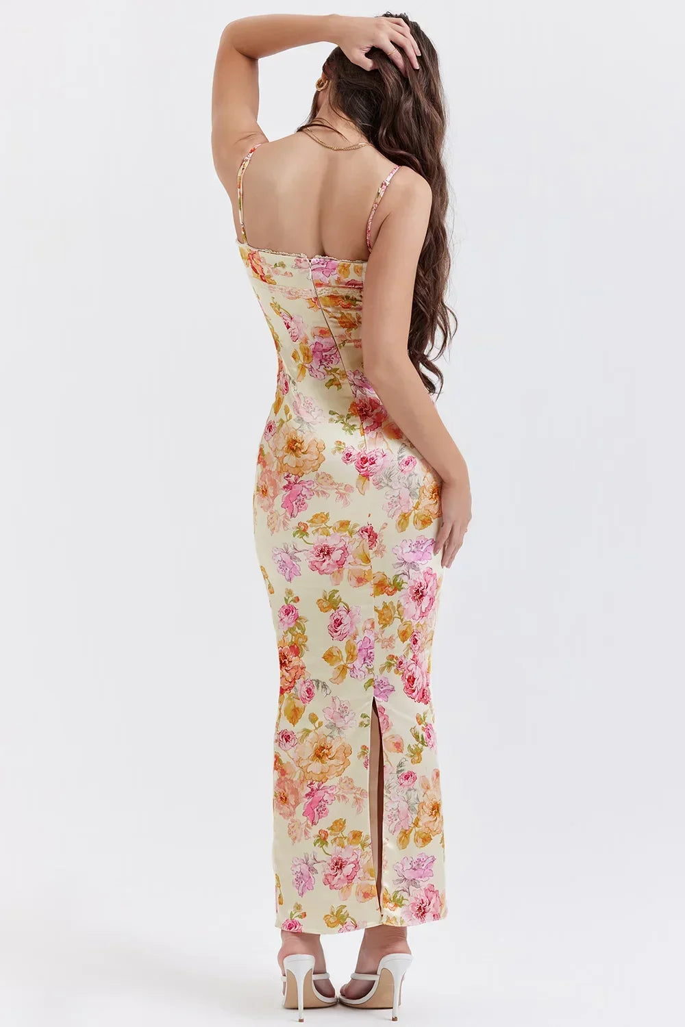 Vestido largo ajustado de flores escote corazón tirantes