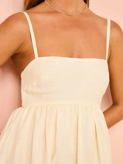 Vestido largo de mujer con motivos florales de verano y tirantes finos