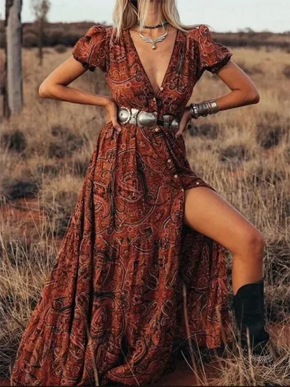 Vestido largo bohemio con estampado y mangas mariposa