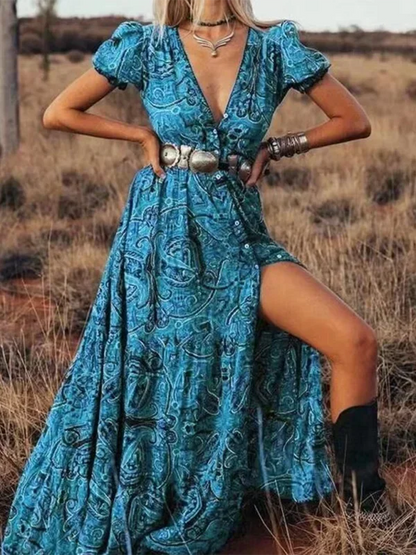 Vestido largo bohemio con estampado y mangas mariposa