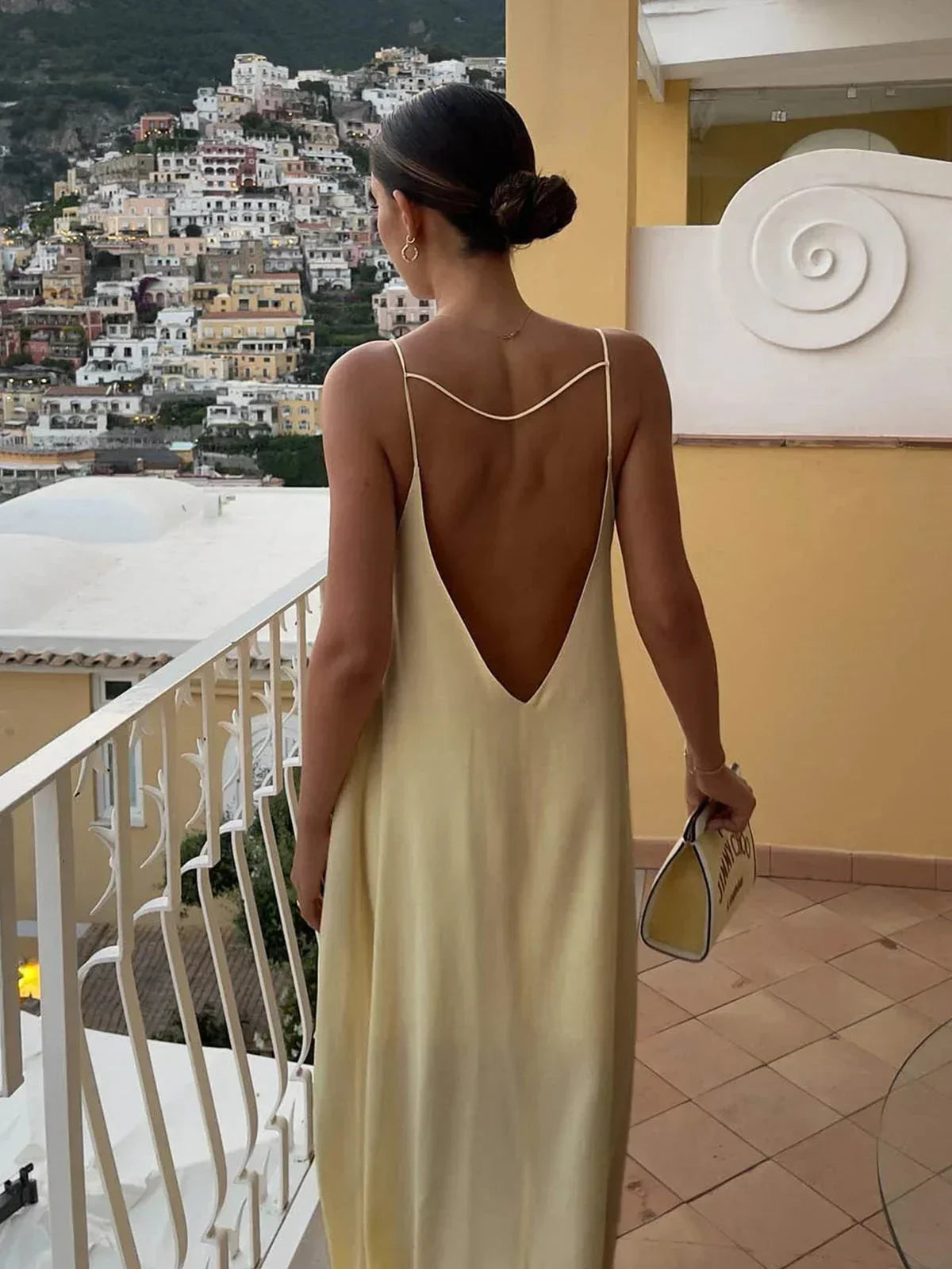 Vestido largo espalda descubierta amarillo para verano playa relax