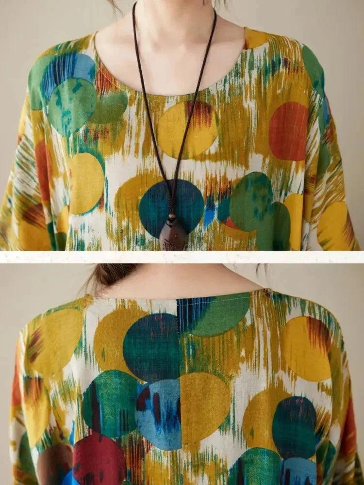 Vestido largo de mujer amplio con estampado artístico y mangas a media manga