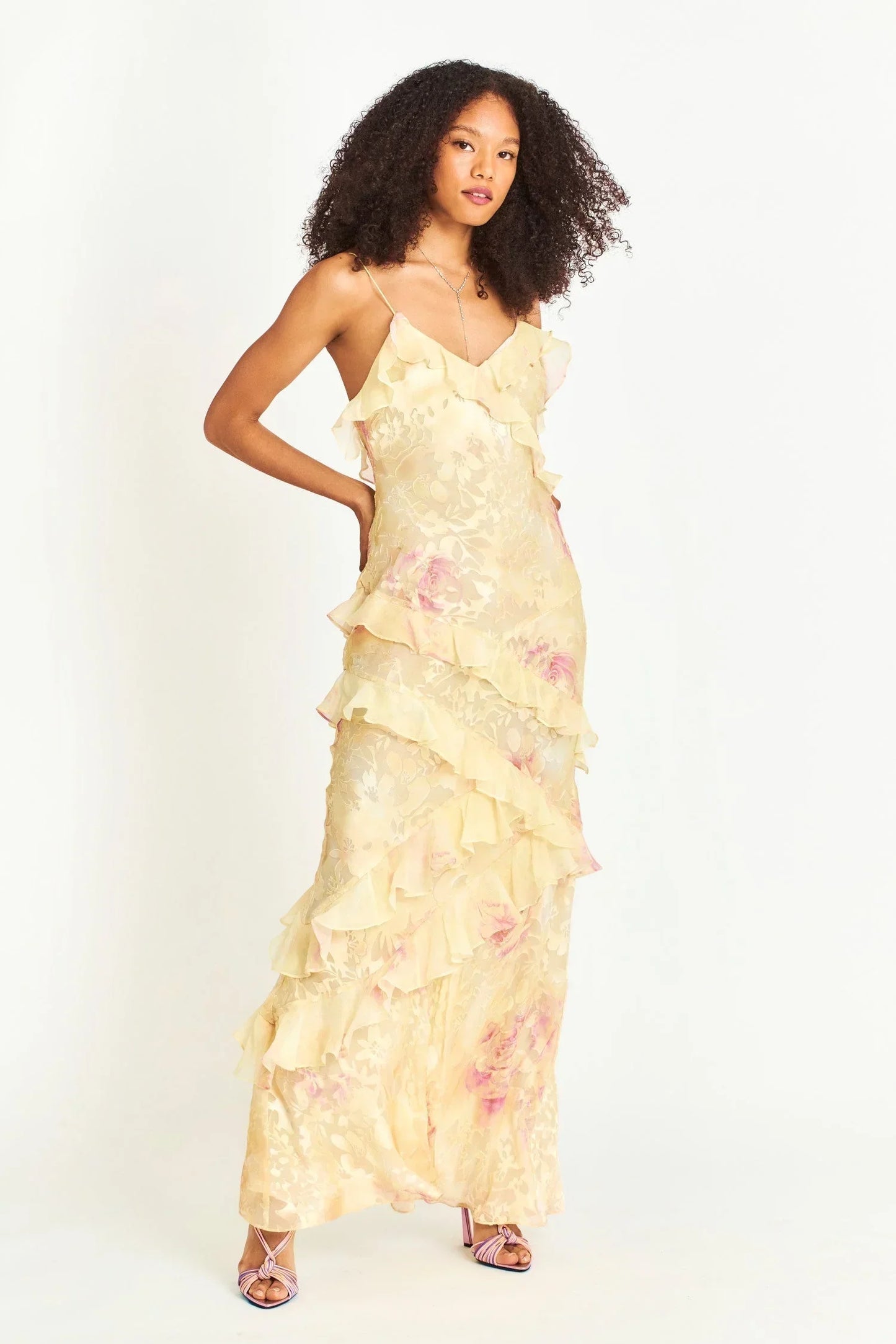 Vestido largo mujer con volantes asimétricos y tirantes finos