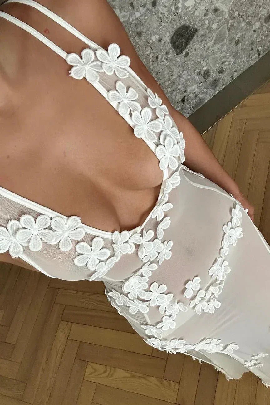 Vestido largo de mujer blanco floreado
