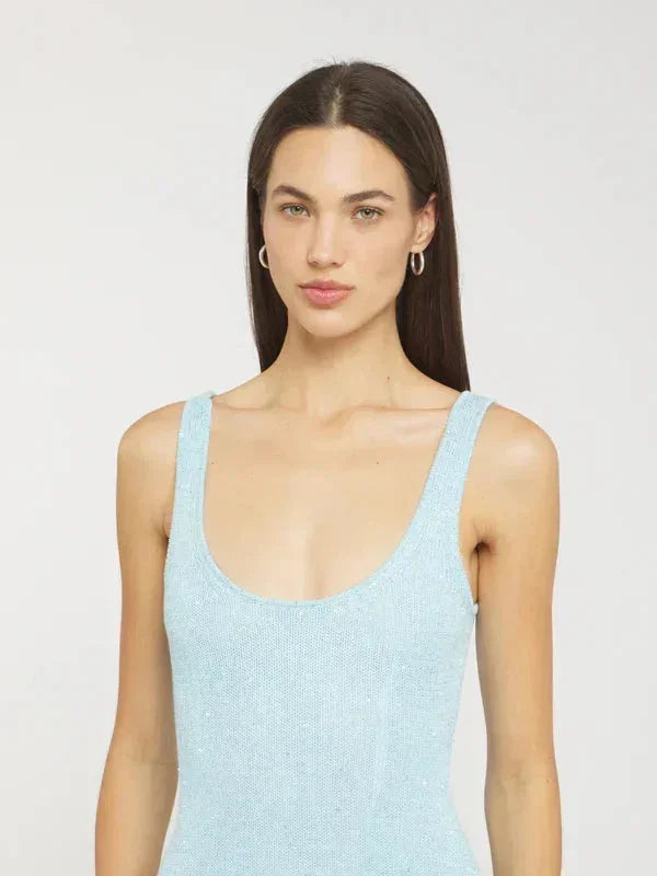 Vestido largo de mujer azul glacé sin mangas ajustado