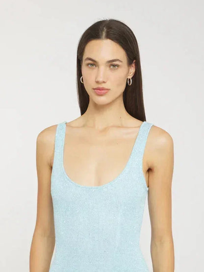 Vestido largo de mujer azul glacé sin mangas ajustado