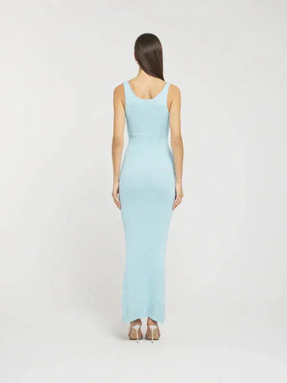 Vestido largo de mujer azul glacé sin mangas ajustado