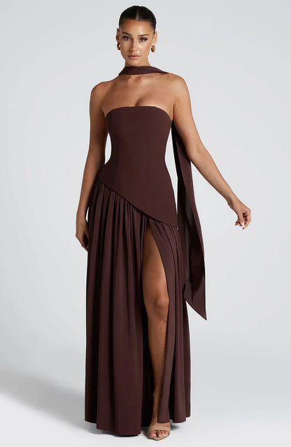 Vestido largo palabra de honor corsé con detalle de pañuelo y abertura alta