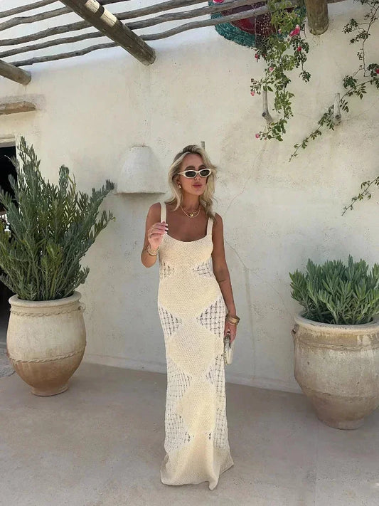 Vestido largo mujer crema sin mangas con diseño calado