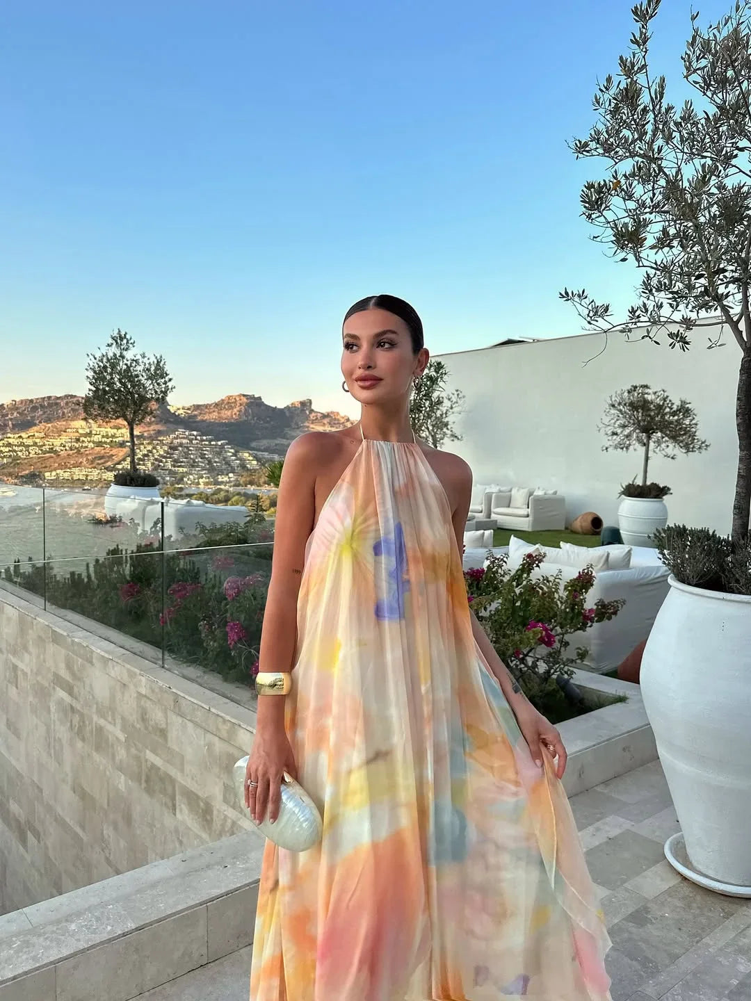 Vestido largo estampado con espalda descubierta para mujer