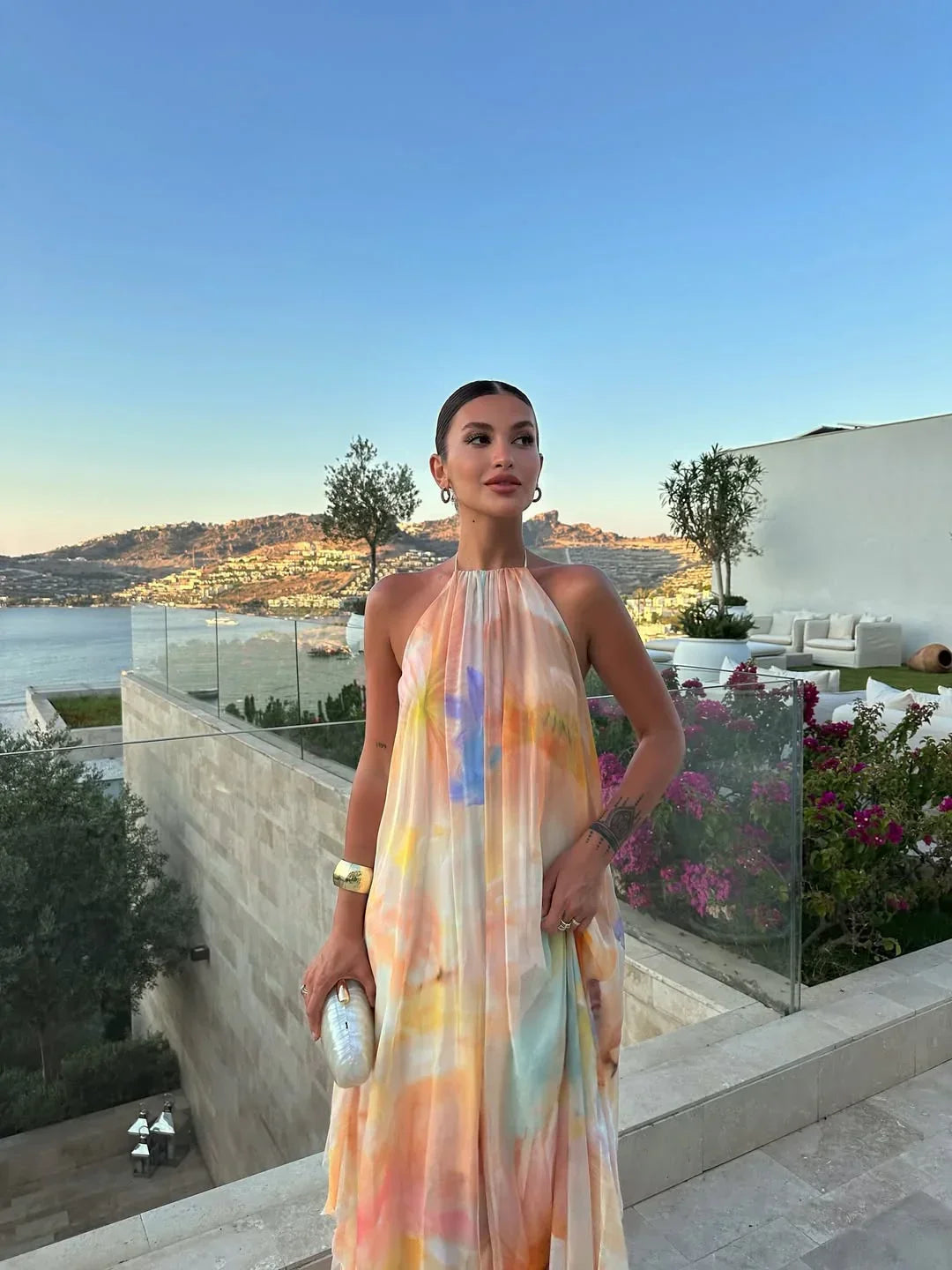 Vestido largo estampado con espalda descubierta para mujer