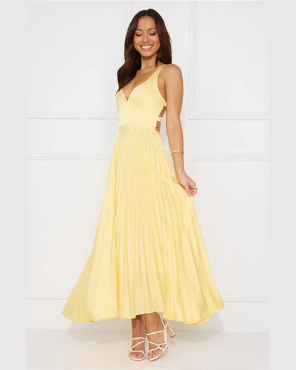 Vestido largo amarillo plisado para mujer