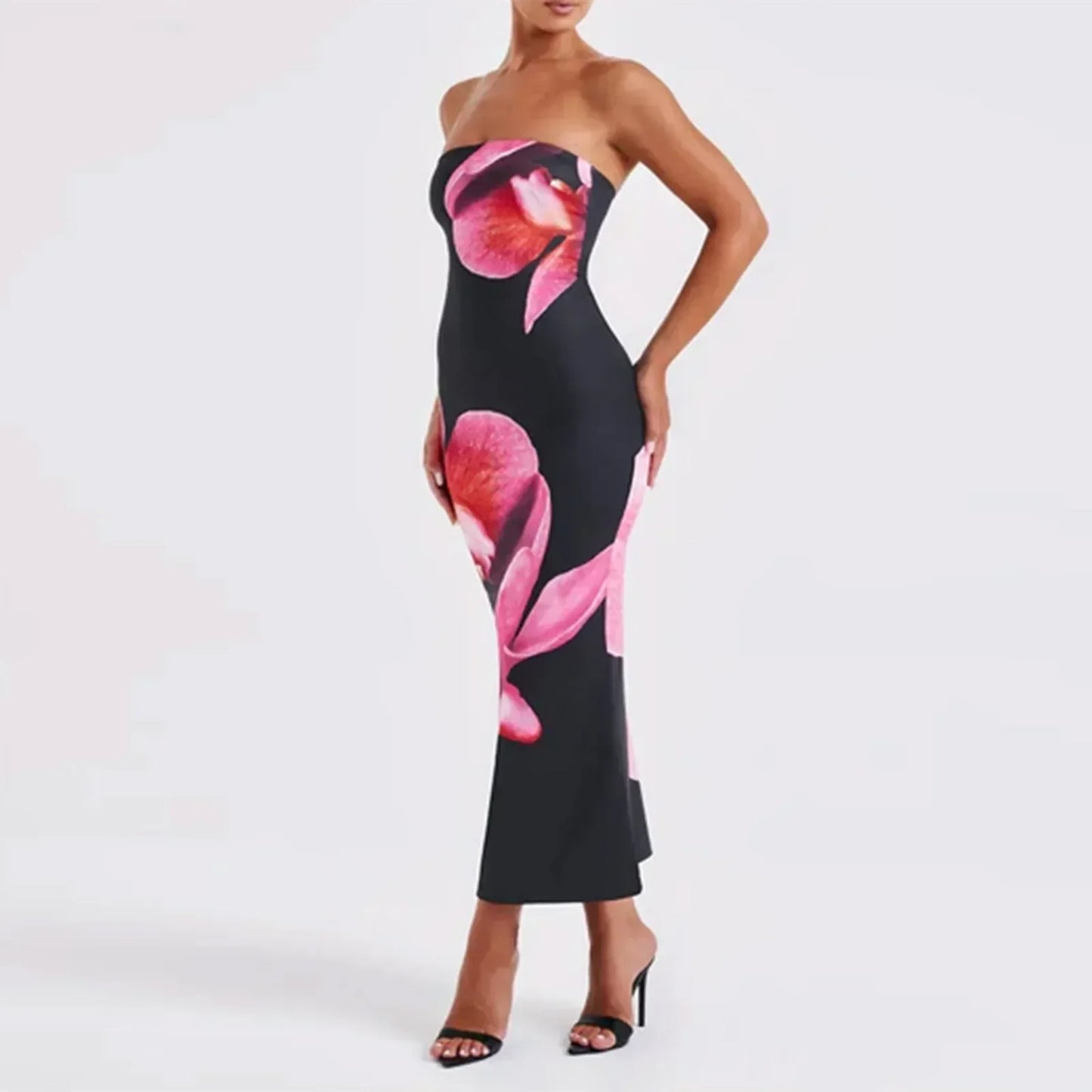 Vestido largo de mujer negro de espalda descubierta