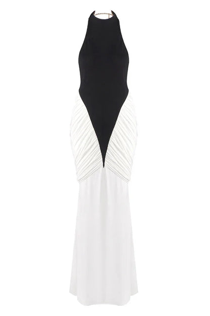 Vestido largo de mujer negro de espalda descubierta
