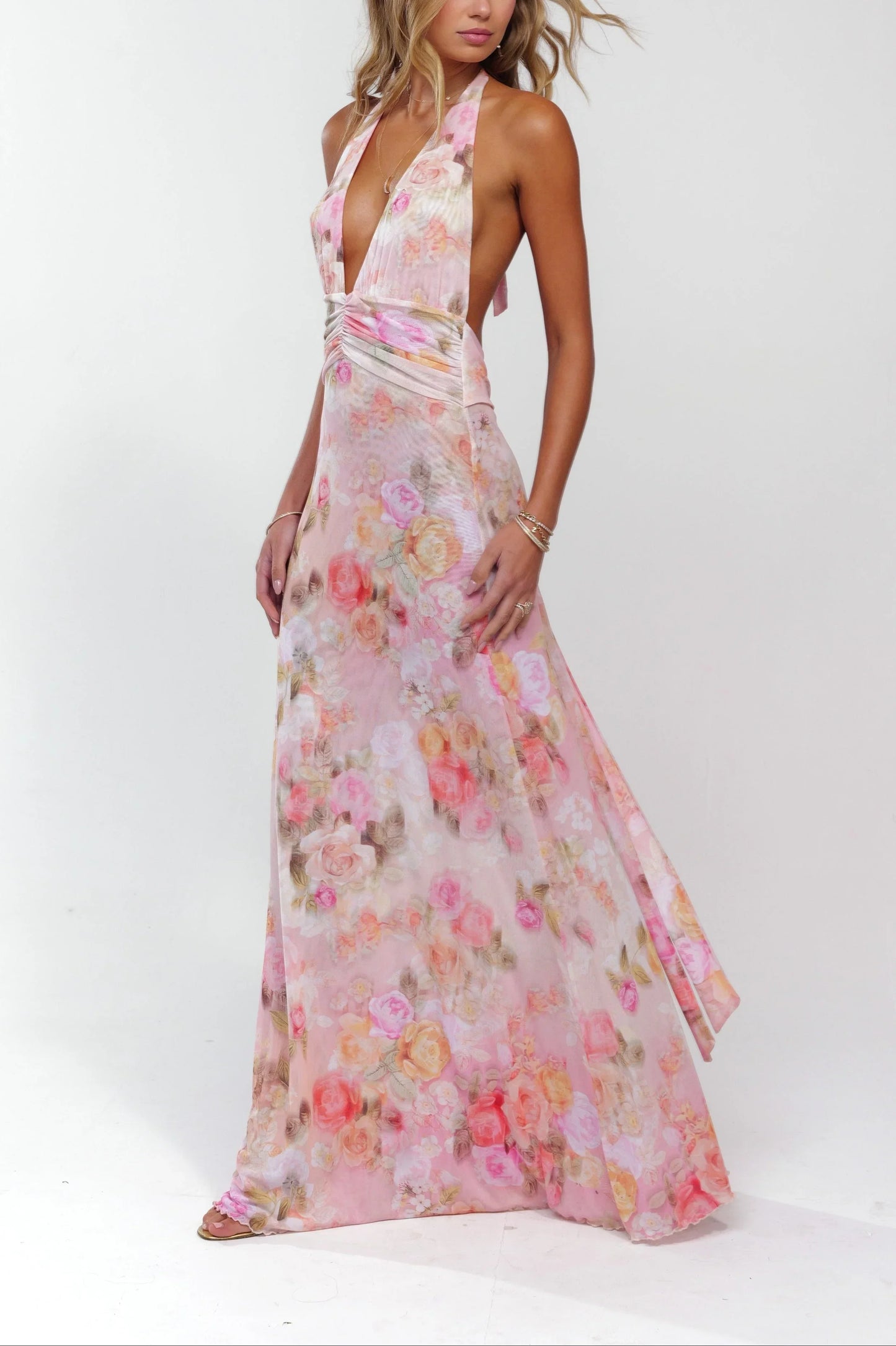 Vestido largo rosa floreado con espalda descubierta para mujer