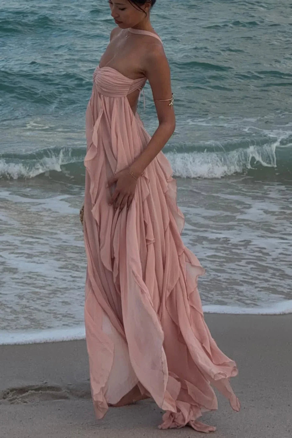 Vestido largo rosa con volantes para mujer