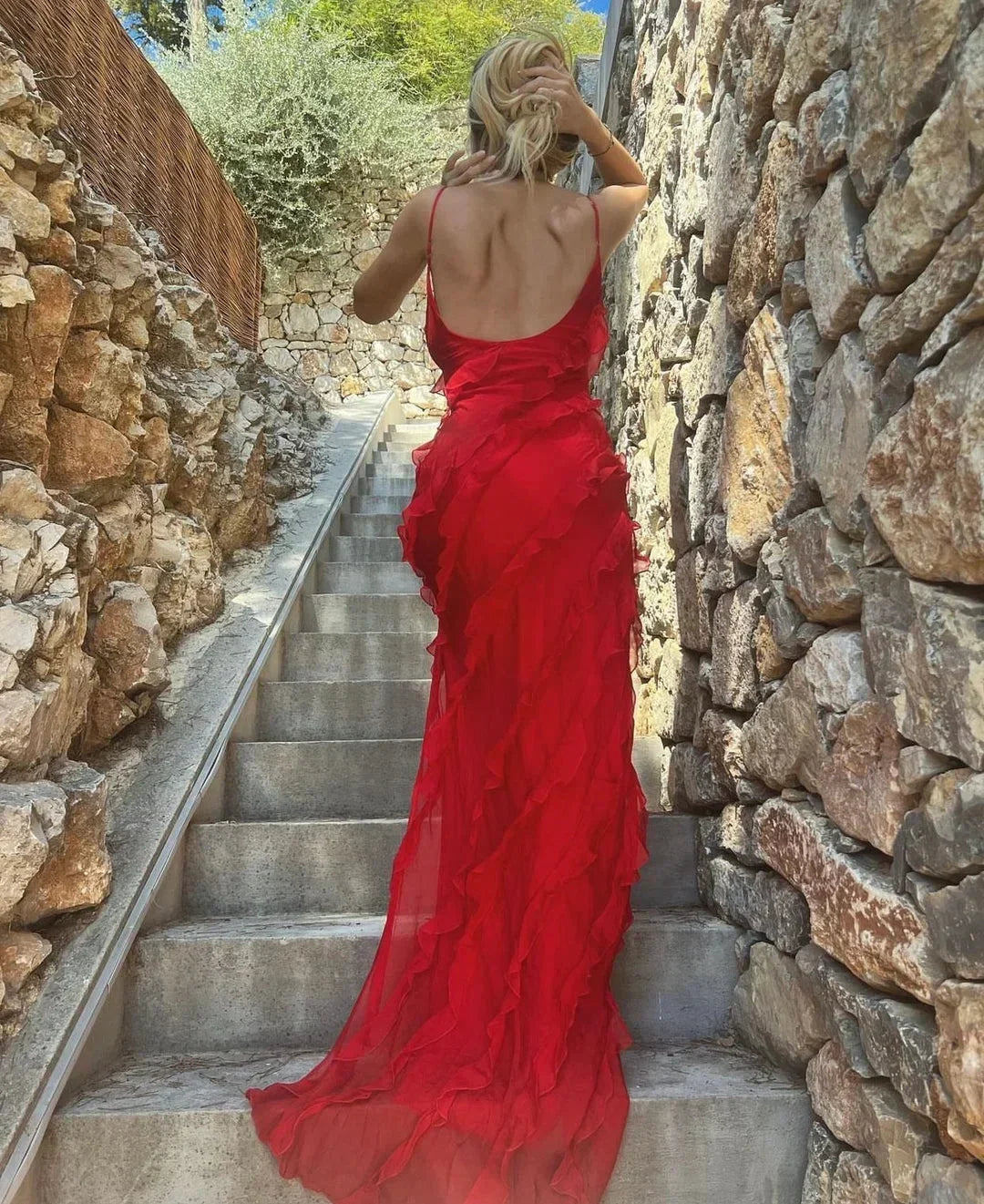Vestido largo de noche para mujer con tirantes y volantes